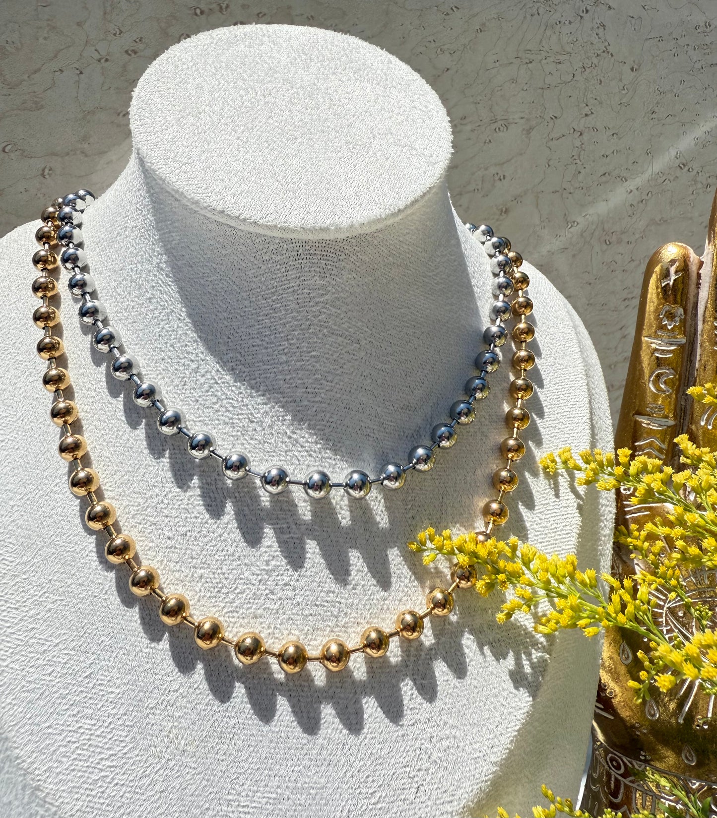 Collar bolitas