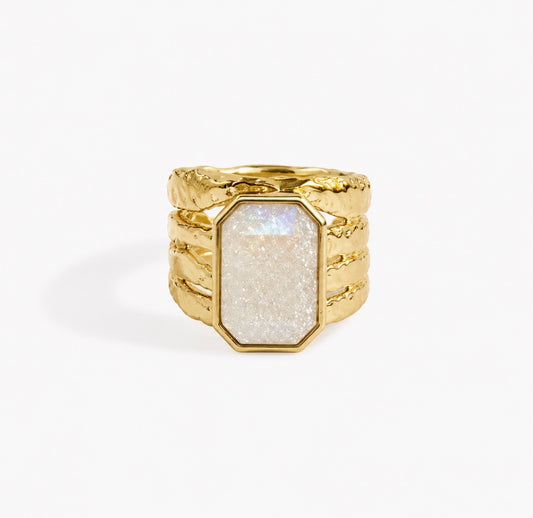 Anillo piedra